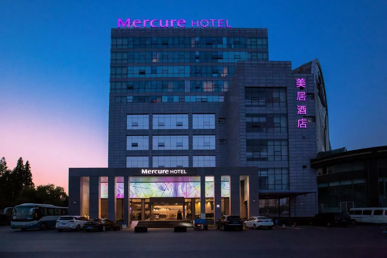 Hotel Mercure Shanghai Hongqiao South 4*,